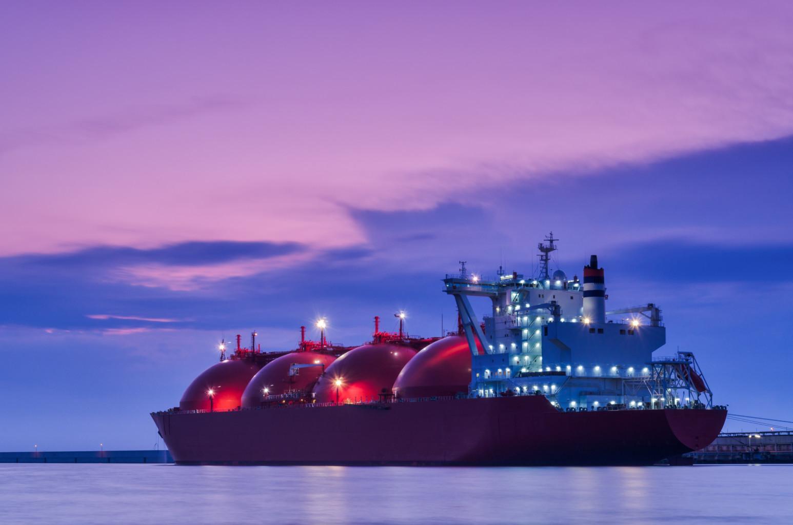 Lng,Tanker,-,Ship,At,Dawn,Moored,To,The,Gas